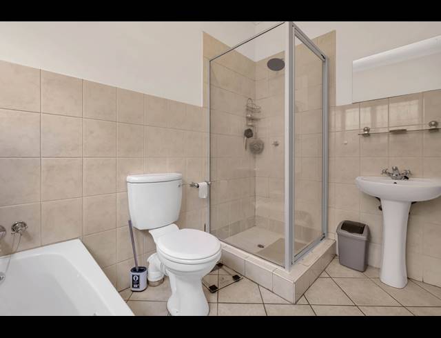 3 BEDROOM TOWNHOUSE FOR SALE IN LINDEN